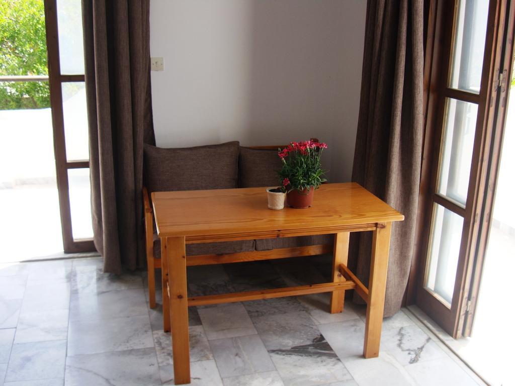 Artemis Apartment